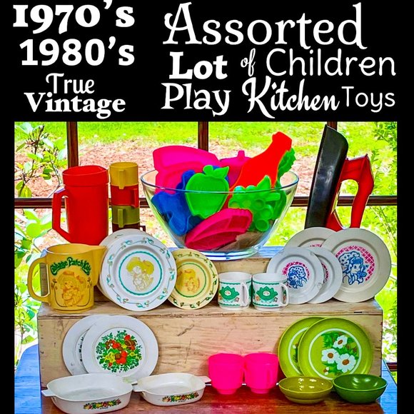 Vintage Other - ⭐️HP⭐️VTG▪️1970's 1980's Assorted 44 Piece Lot of Kids Play Kitchen House Toys